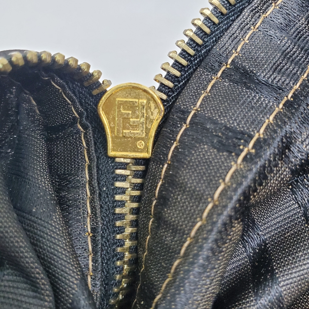 Authentic Fendi Bag - Picture 4 of 8